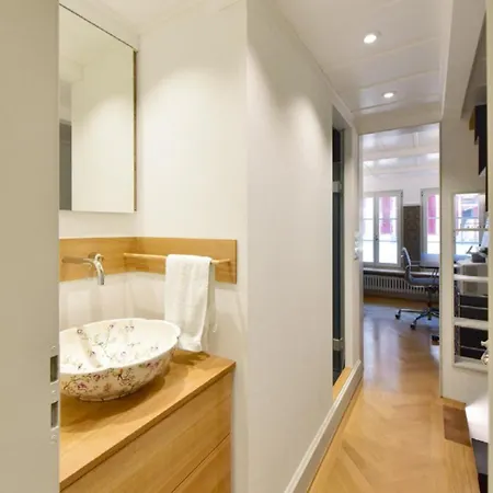 Little Escape House With Sauna & Perfect Location Lägenhet