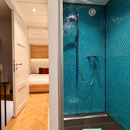 公寓 Little Escape House With Sauna & Perfect Location